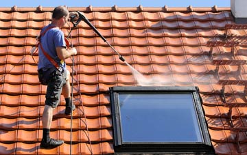 roof cleaning Combs